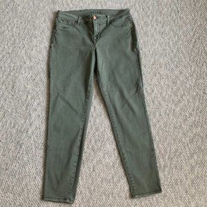 Maurices - Size Women's Large (regular length) - Olive Skinny Jeggings